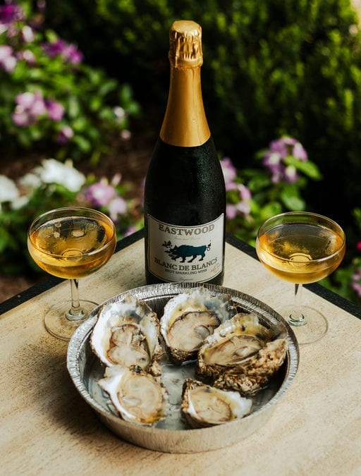 Virginia Oyster & Wine with Live Music: Sue Harlow