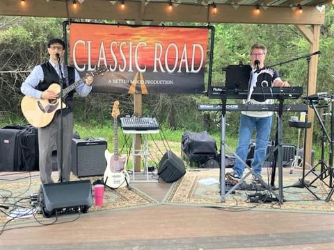 Classic Road 🎺 | Eastwood After Dark at Eastwood Farm and Winery