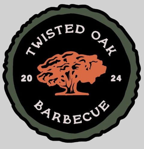 Twisted Oak BBQ Food Truck at Fallen Tree Vineyard